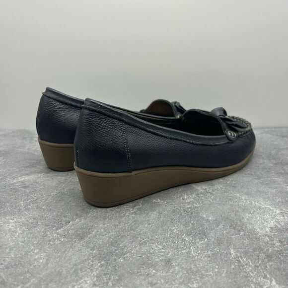 NWB Anne Klein Navy Blue Pebbled Leather Loafer Size 7.5 M Wedge Slip On - Picture 4 of 16